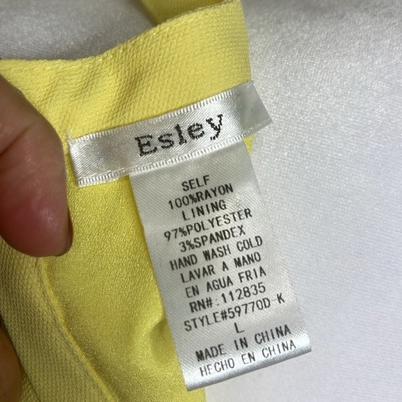 ESLEY Women’s Yellow Scalloped Shift Dress Size L - Picture 8 of 8